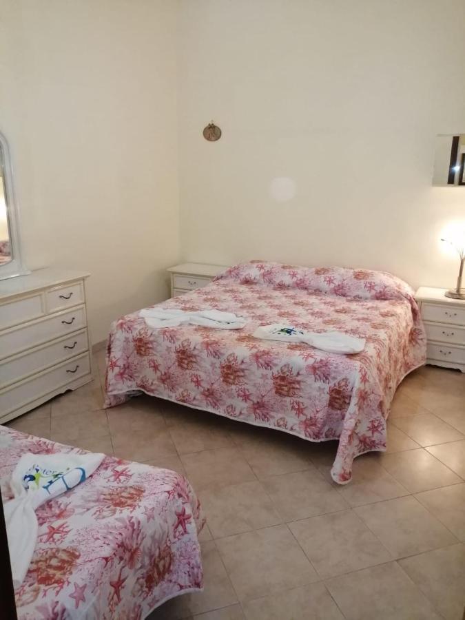 Fmr Oplonti Plinio Beb Torre Annunziata Exterior foto
