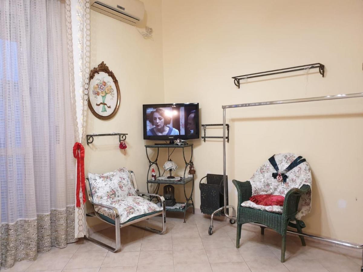 Fmr Oplonti Plinio Beb Torre Annunziata Exterior foto
